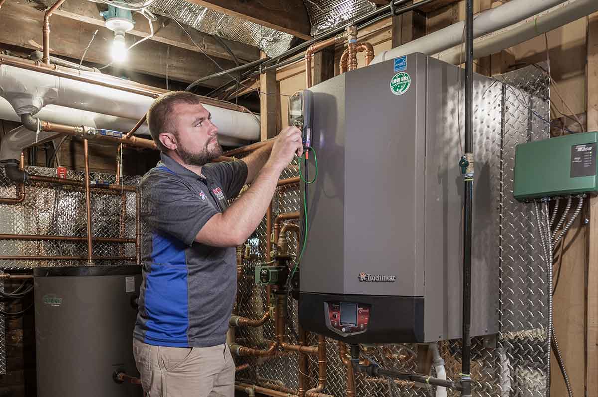 https://t-markplumbing.com/media/tankless.jpg